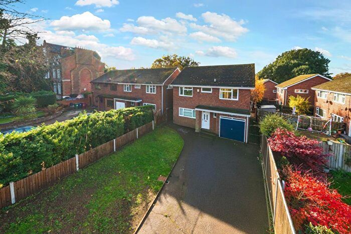 4 Bedroom Detached House For Sale In Upton Park, SL1