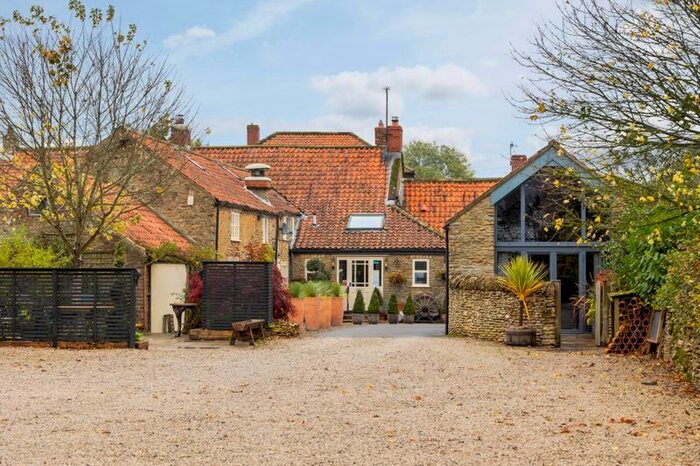 6 Bedroom Detached House For Sale In Main Street, Sawdon, Scarborough, YO13