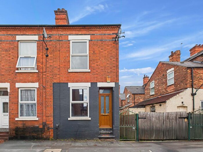 3 Bedroom End Of Terrace House For Sale In Lyndhurst Road, Sneinton, Nottingham, NG2
