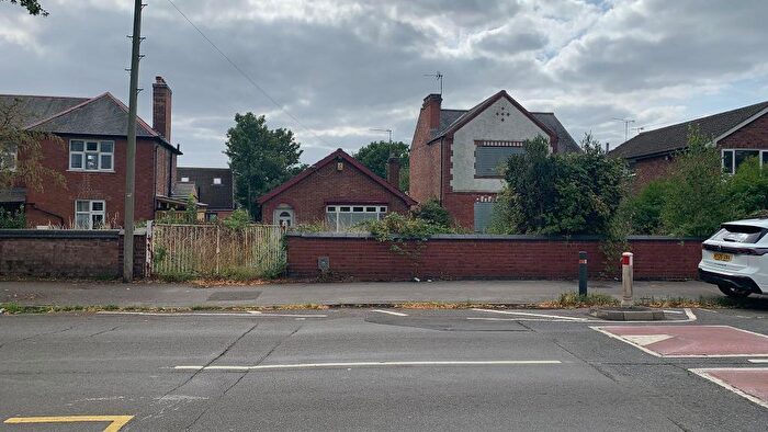 2 Bedroom Detached House For Sale In Cavendish Road, Carlton, Nottinghamshire, NG4