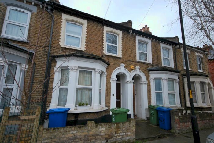 1 Bedroom Flat To Rent In Ulverscroft Road, London, SE22