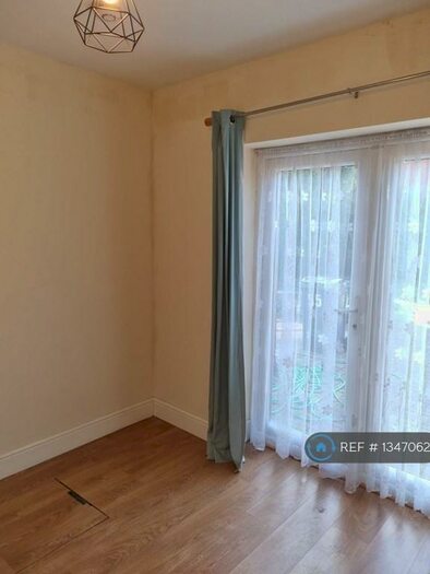 1 Bedroom Flat To Rent In Cressex Road, High Wycombe, HP12