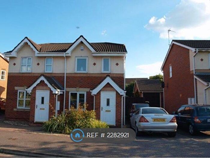 2 Bedroom Semi-Detached House To Rent In Wheatsheaf Avenue, Newark, NG24