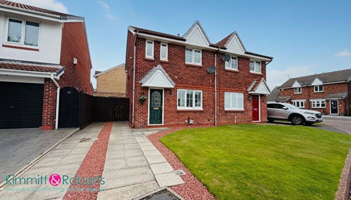 3 Bedroom Semi Detached House For Sale In Yarmouth Close, Seaham, Durham, SR7