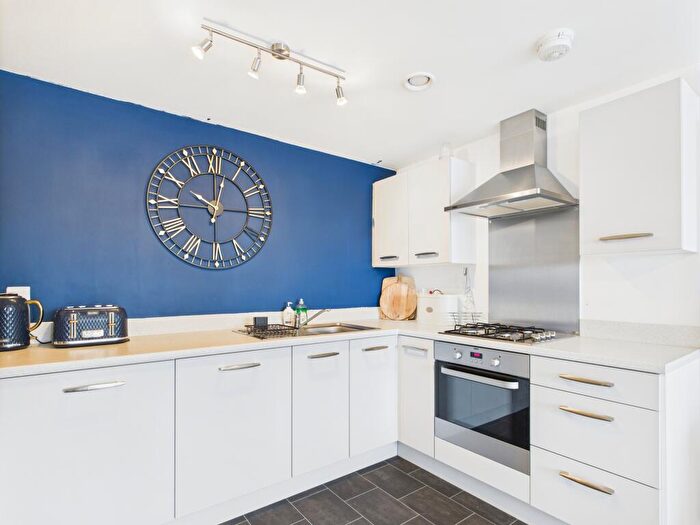 2 Bedroom Flat For Sale In Apartment, City Centre, Birmingham, B5