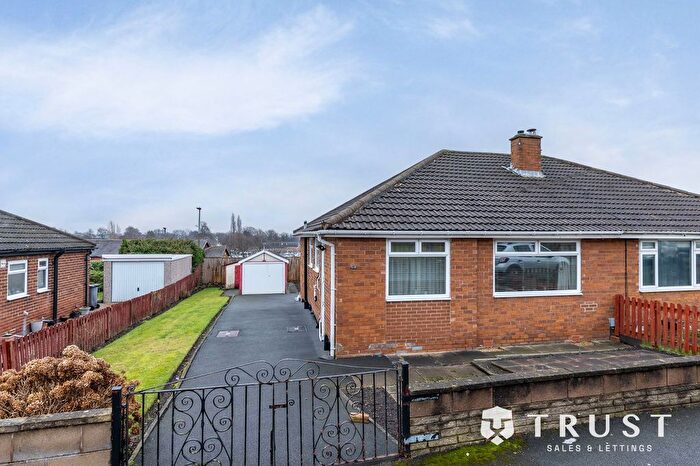 2 Bedroom Semi Detached House For Sale In Squirrel Close, Dewsbury, WF13