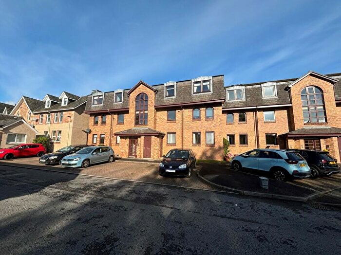 3 Bedroom Flat To Rent In Stratherrick Park, Drummond, Inverness., IV2