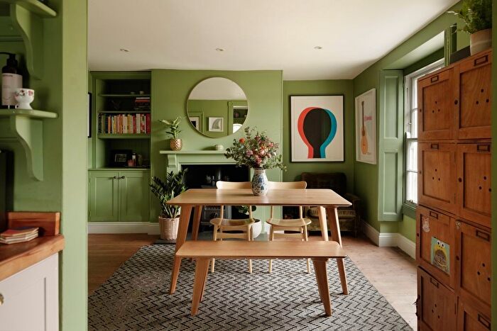 3 Bedroom Town House For Sale In York Road, Montpelier, Bristol, BS6