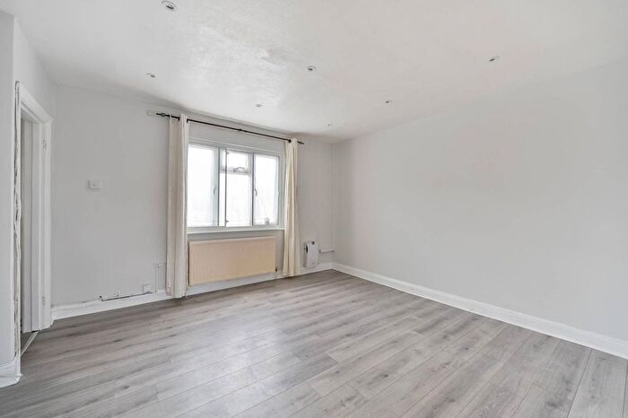 2 Bedroom Terraced House To Rent In Charter Crescent, Hounslow, TW4