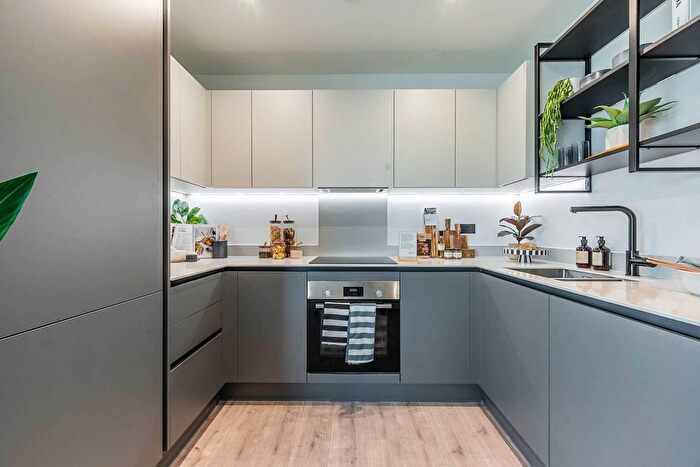 2 Bedroom Flat For Sale In The Exchange Watford, Watford, WD24