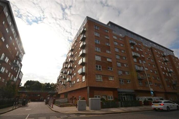 1 Bedroom Property To Rent In Bedroom Property In Basildon, SS16