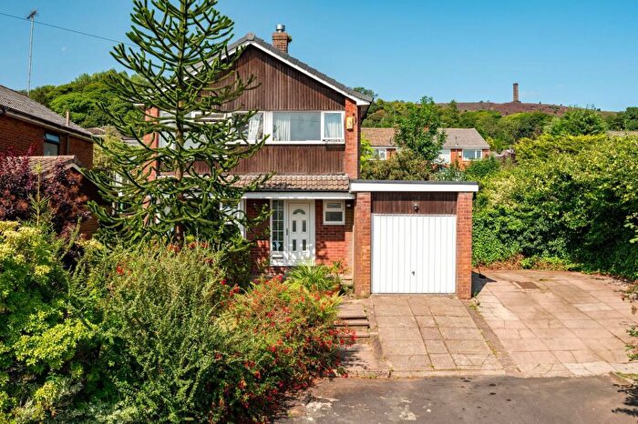 4 Bedroom Detached House For Sale In Holcombe Lee, Ramsbottom, BL0