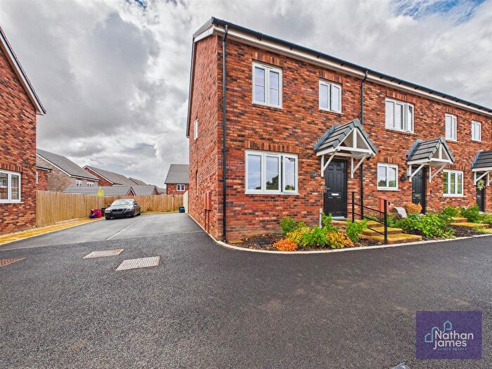 3 Bedroom End Of Terrace House For Sale In Clos Dyfrig, Undy, Caldicot, NP26