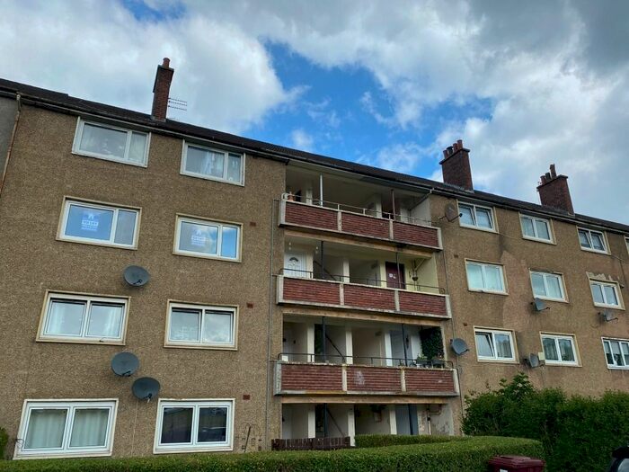 3 Bedroom Flat To Rent In Spittal Road, Rutherglen, South Lanarkshire, G73
