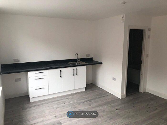 Studio To Rent In Whitehall Street, Rochdale, OL16