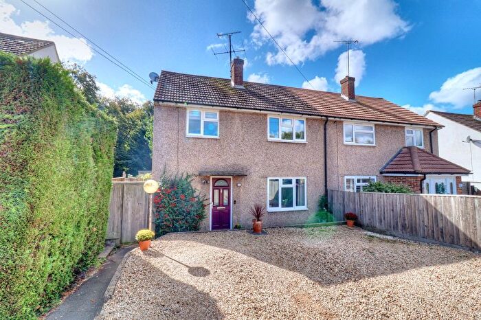 3 Bedroom Semi-Detached House For Sale In Eastwood Road, Stokenchurch, HP14
