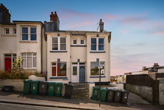 2 Bedroom Flat For Sale In Ladysmith Road, Brighton, BN2