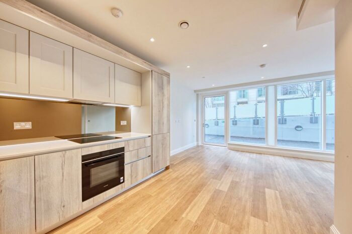 2 Bedroom Flat To Rent In Hawker Building, Queenstown Road, London, SW11