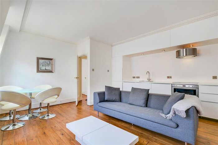 2 Bedroom Flat To Rent In Mezzanine Flat, Palace Court, London, W2