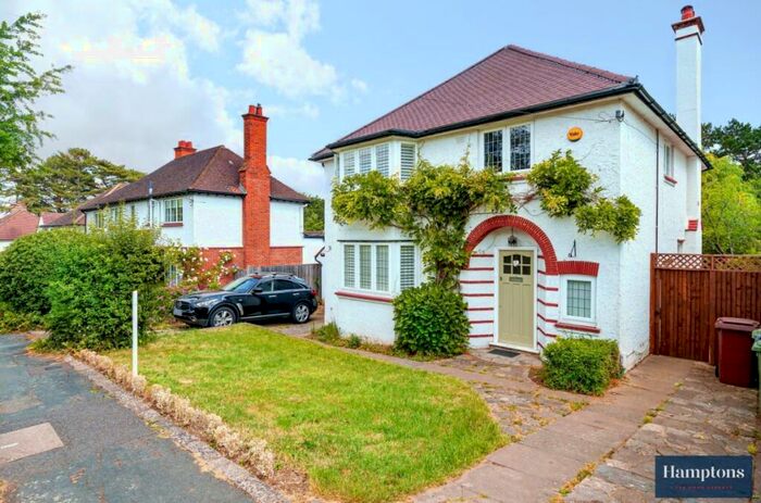 4 Bedroom Detached House To Rent In West Hill Avenue, Epsom, KT19