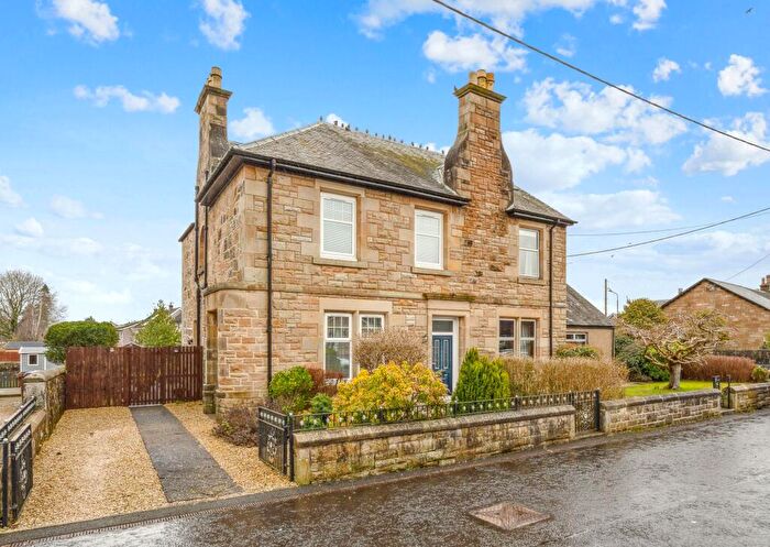 3 Bedroom Semi-Detached House For Sale In Station Road, Bannockburn, FK7