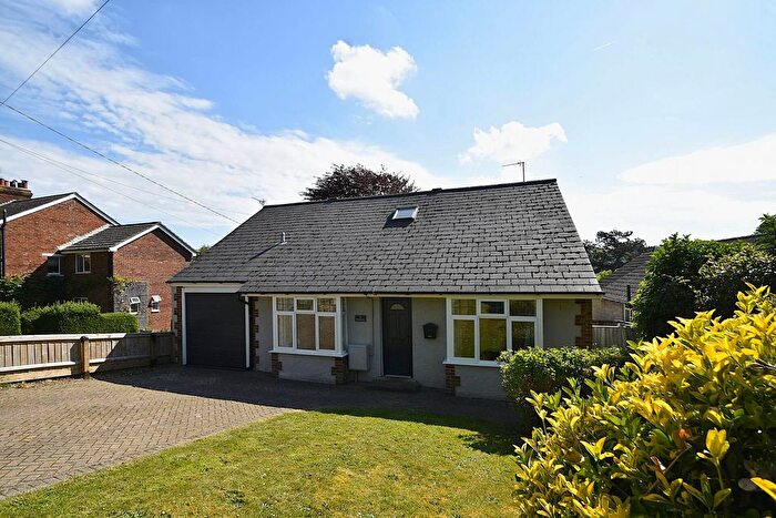 5 Bedroom Detached House To Rent In Watergate Road, Newport, PO30