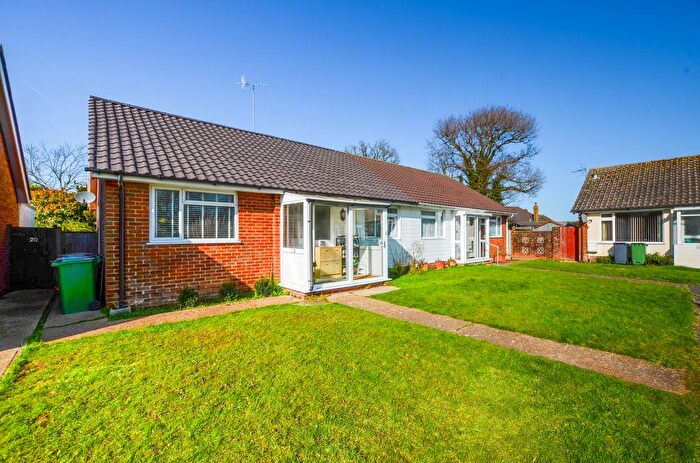 2 Bedroom Bungalow For Sale In Barons Way, Polegate, East Sussex, BN26