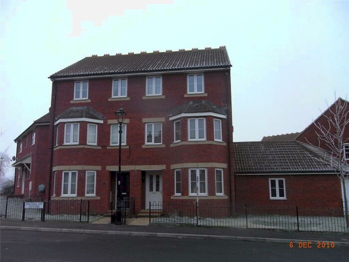 4 Bedroom House To Rent In Merevale Way, Yeovil, Somerset, BA21