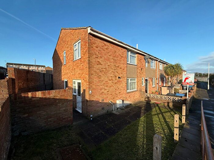 4 Bedroom End Terrace House For Sale In Bedford Square, Stirling Way, Ramsgate, CT12