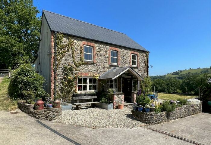 4 Bedroom Detached House For Sale In Myddfai Road, Llandovery, SA20