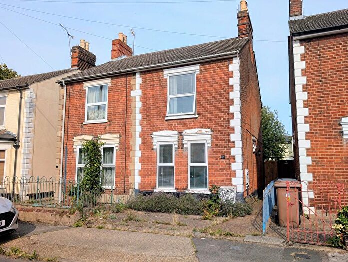 2 Bedroom Semi-Detached House For Sale In Salisbury Road, Ipswich, IP3