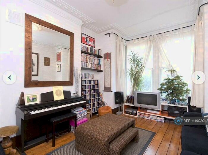 1 Bedroom Flat To Rent In Tufnell Park, London, N7