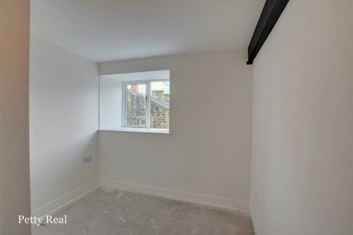 2 Bedroom Apartment To Rent In Apartment Heritage Quarter House, BB8