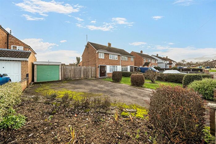 3 Bedroom Semi-Detached House For Sale In Woodland Drive, Bromham, MK43