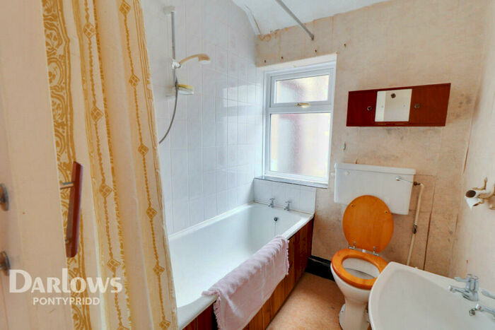 3 Bedroom Terraced House For Sale In The Avenue, Pontypridd, CF37