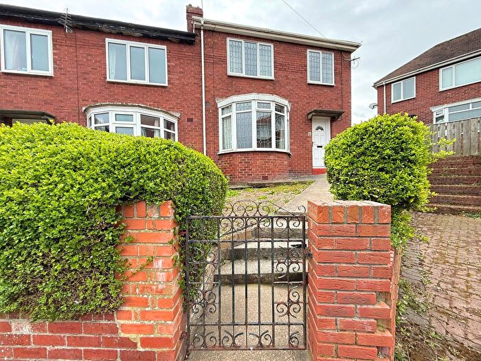 3 Bedroom Semi-Detached House For Sale In Hillside Gardens, Sunderland, SR2