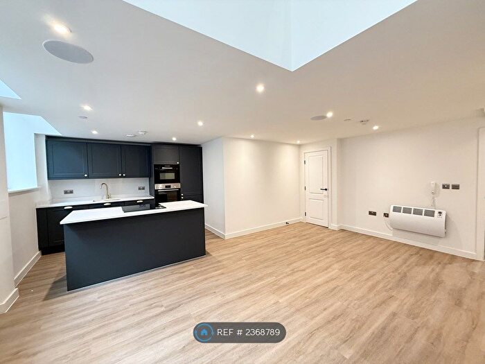 2 Bedroom Flat To Rent In Great George Street, Leeds, LS1