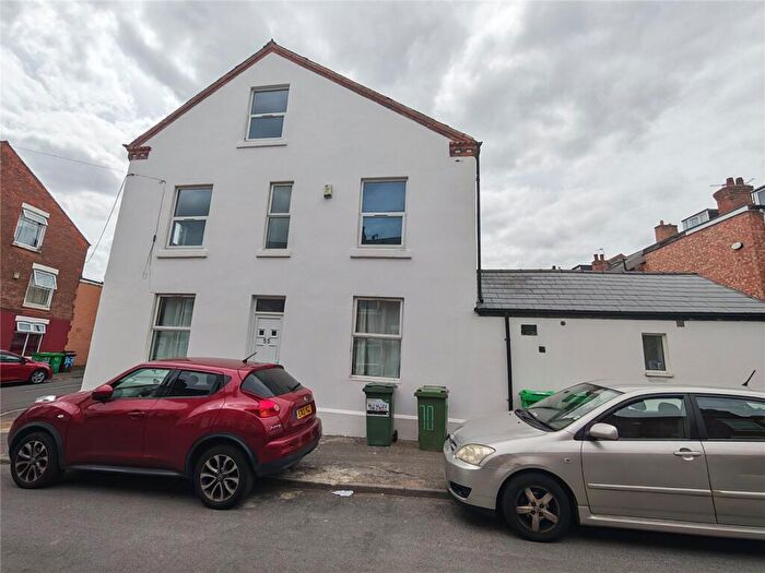 4 Bedroom End Of Terrace House For Sale In Kentwood Road, Nottingham, Nottinghamshire, NG2