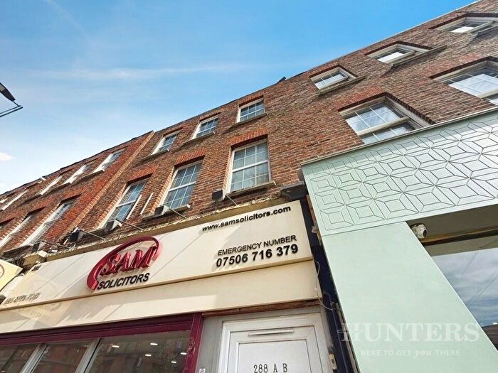 1 Bedroom Flat To Rent In High Street, Sutton, SM1