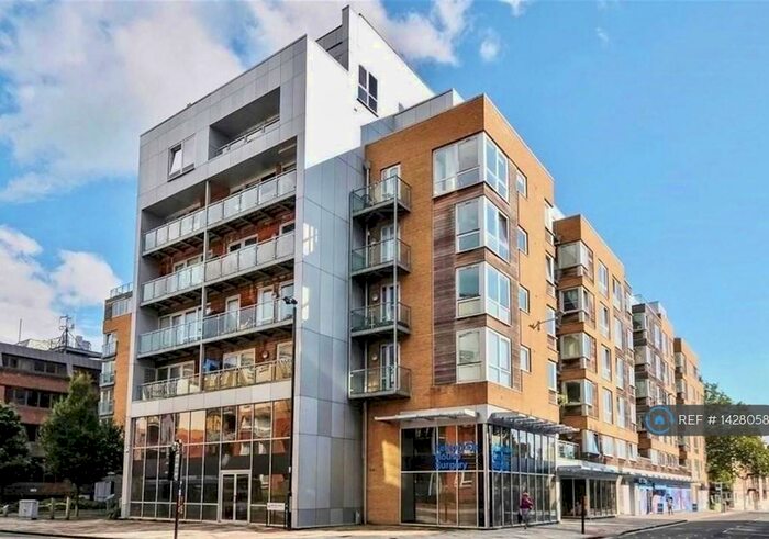 3 Bedroom Flat To Rent In Telephone House, Southampton, SO14