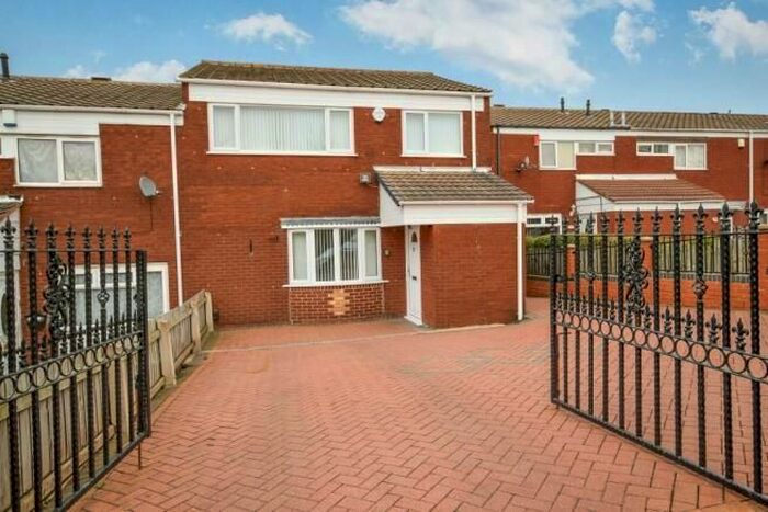 4 Bedroom Flat To Rent In Abbey Street, Hockley, Birmingham, B18