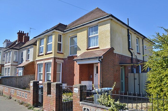 2 Bedroom Apartment For Sale In Tomline Road, Felixstowe, IP11