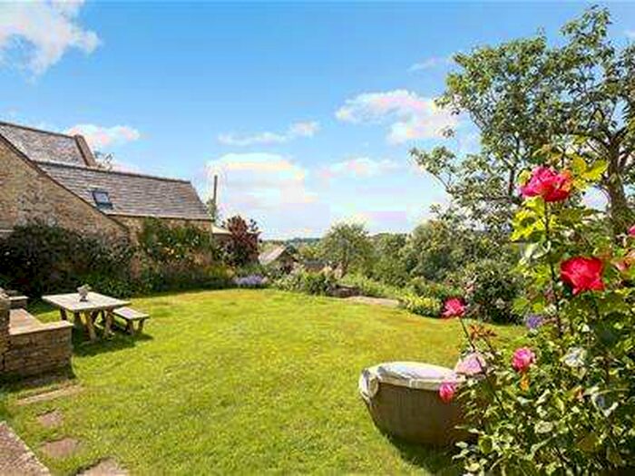 4 Bedroom Detached House For Sale In Stroud, GL6