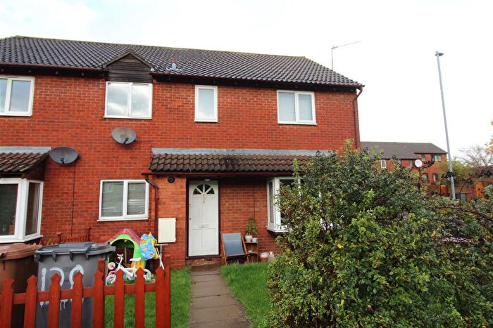 2 Bedroom Terraced House To Rent In Senwick Drive Wellingborough Northamptonshire, NN8