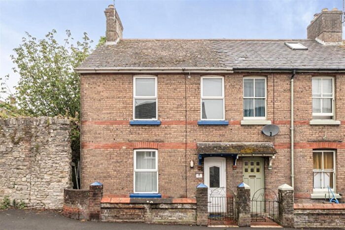 3 Bedroom End Of Terrace House For Sale In Kings Road, Dorchester, DT1