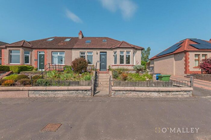 3 Bedroom Semi-Detached House For Sale In Parkhead Road, Sauchie, FK10