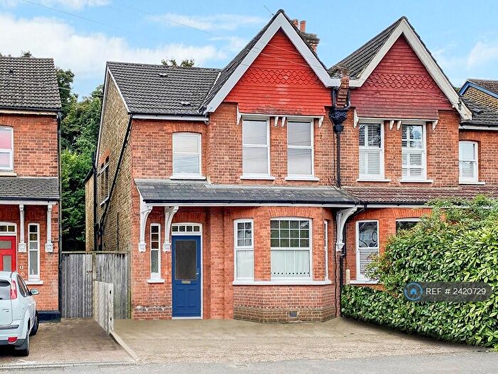 1 Bedroom Flat To Rent In Purley Park Road, Purley, CR8