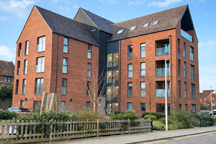 2 Bedroom Apartment For Sale In Gresley Close, Stratford-Upon-Avon, CV37