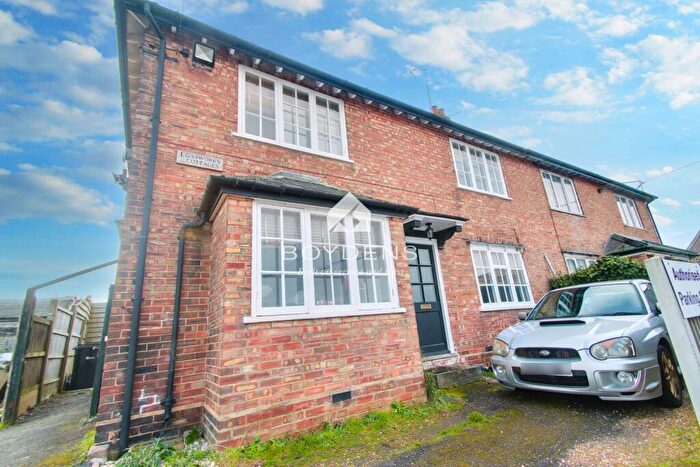 2 Bedroom Cottage To Rent In Station Road, Kelvedon, CO5