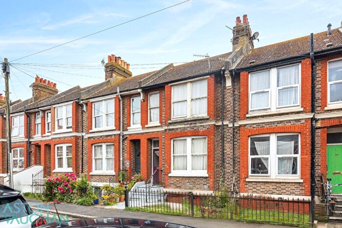 3 Bedroom Flat To Rent In Rugby Place, Brighton, BN2